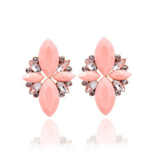 Load image into Gallery viewer, Gali Chic Stud Earrings
