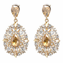 Load image into Gallery viewer, Princess Classy Earrings
