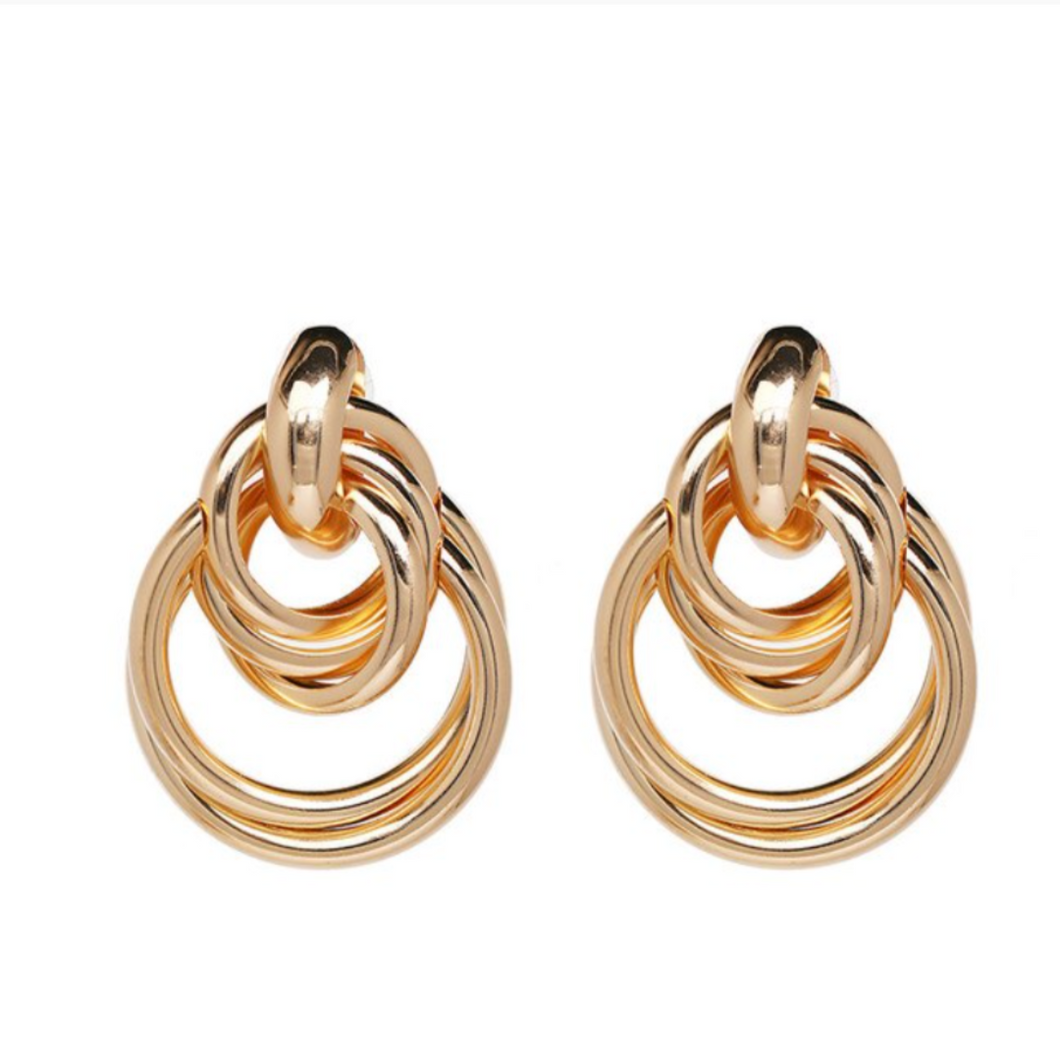 Ciness Gold Earrings