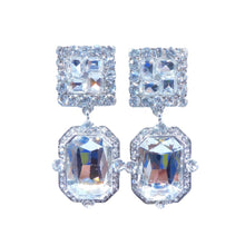 Load image into Gallery viewer, Tempo Classy Earrings
